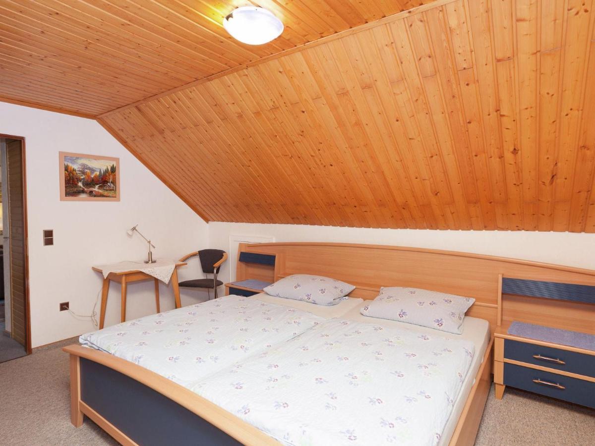 Flat In Polle Near The Forest מראה חיצוני תמונה