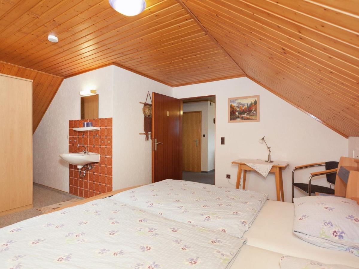 Flat In Polle Near The Forest מראה חיצוני תמונה