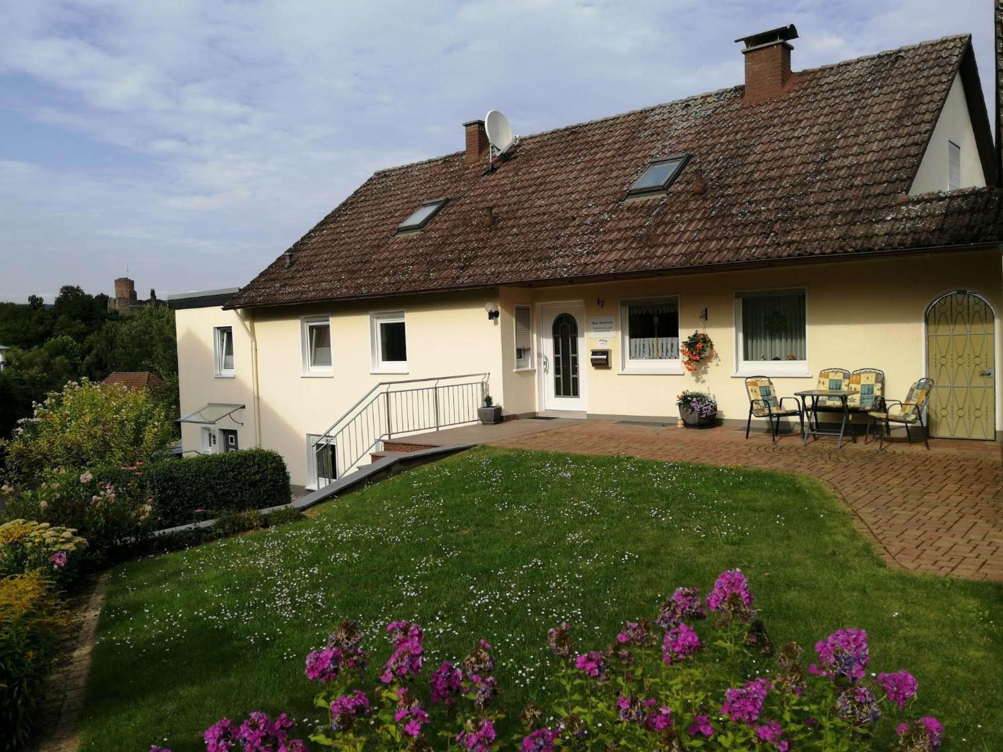 Flat In Polle Near The Forest מראה חיצוני תמונה